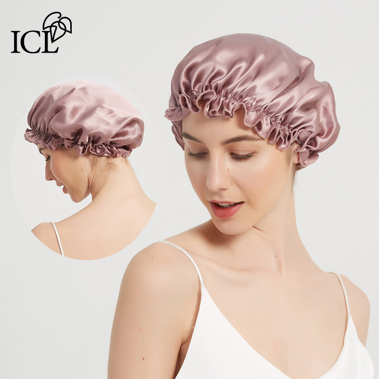 シルク100%の医療用ナイトキャップ。M/L/XLのサイズ展開で、脱毛や抗がん剤治療によりデリケートになった頭皮を摩擦レスで優しく保護します。