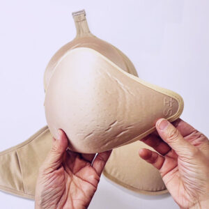 乳がん用スポンジ軽量パッドの写真